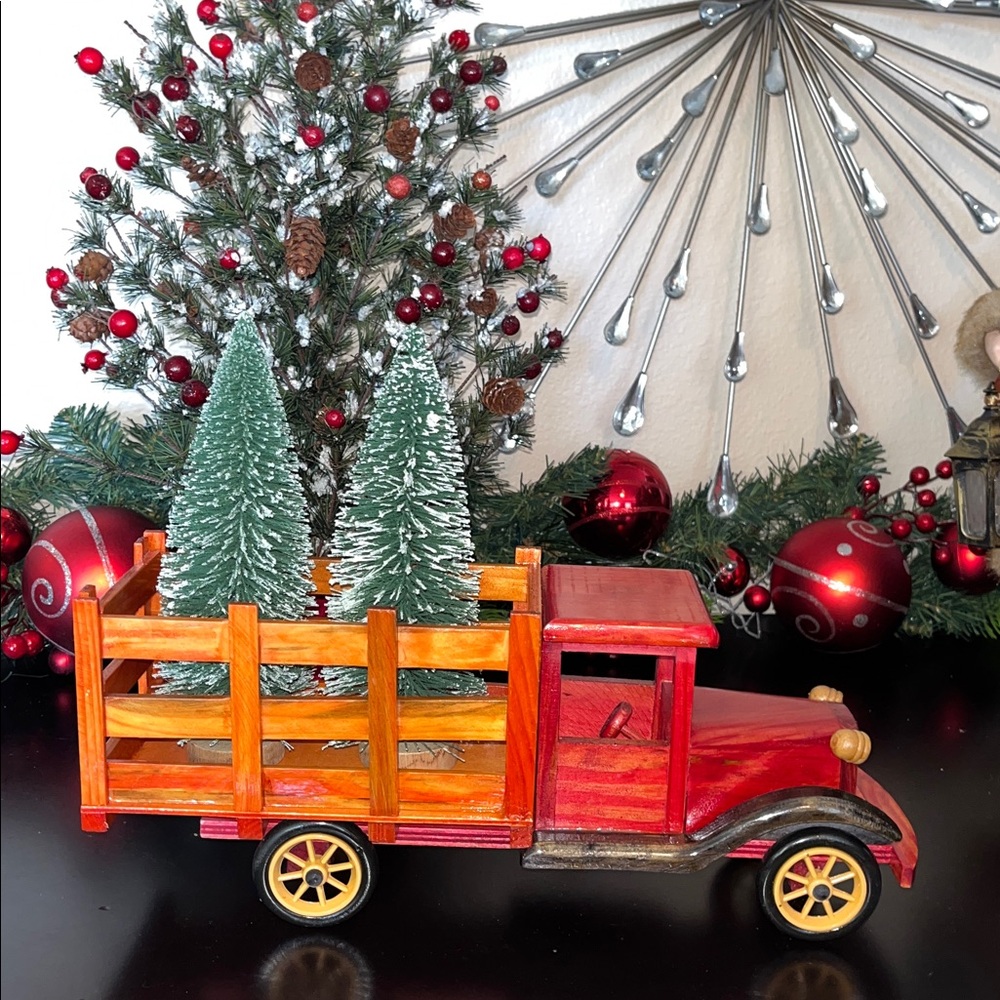 Vintage Style Red Wooden Truck Decor